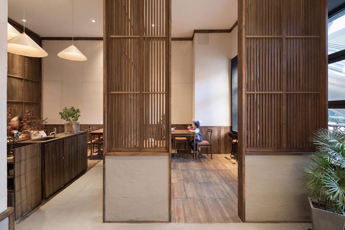 中式饭馆餐区装修设计效果图