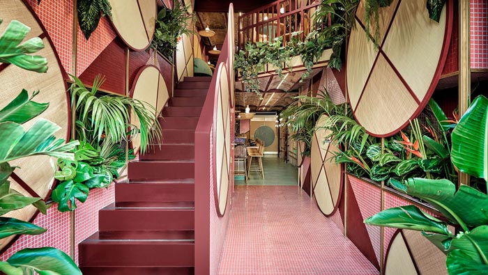 日式餐厅楼梯装修设计效果图
